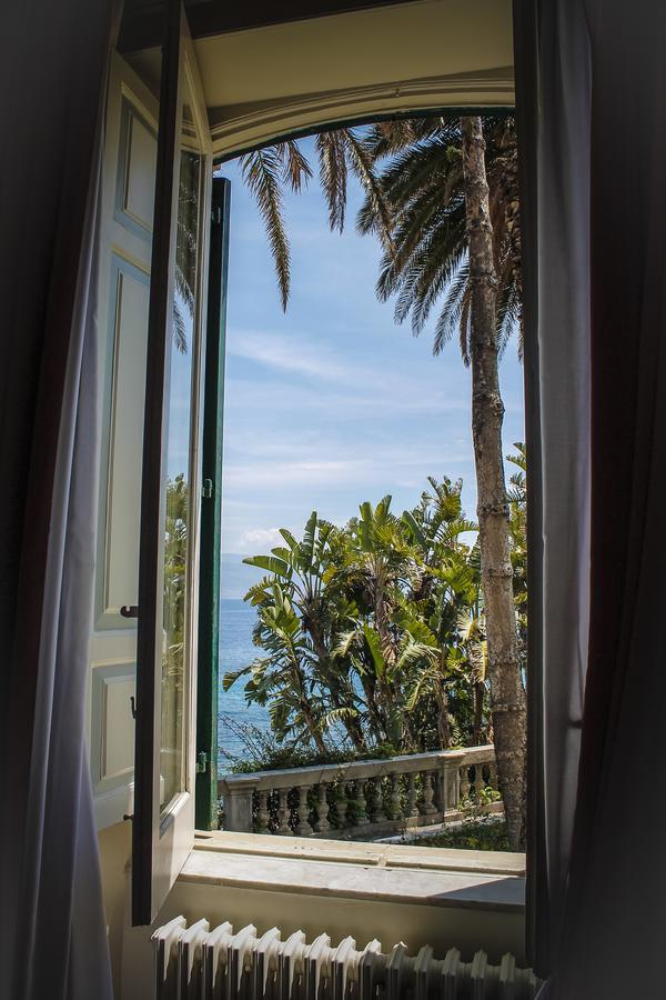 Town House Messina Paradiso Eksteriør billede